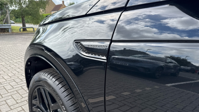 Land Rover Discovery Sport 2.0 D200 Metropolitan 5dr Auto [5 Seat] Diesel Station Wagon - Image 20